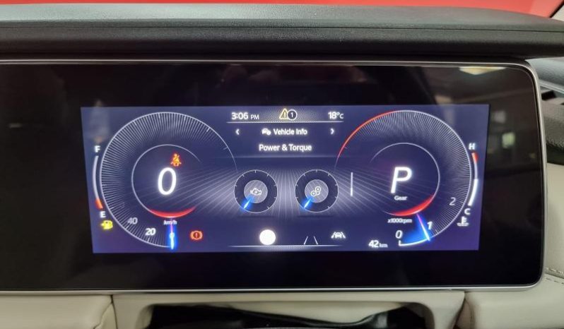 
								Mahindra Xuv 700 Ax7 L full									