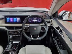 
										Mahindra Xuv 700 Ax7 L full									