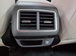 
										Mahindra Xuv 700 Ax7 L full									