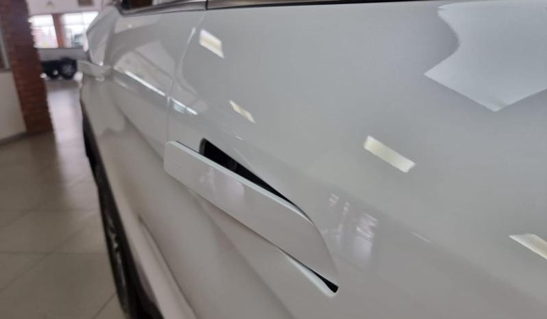 
								Mahindra Xuv 700 Ax7 L full									