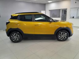 
										Mahindra Xuv3XO 1.2T Ax5 full									