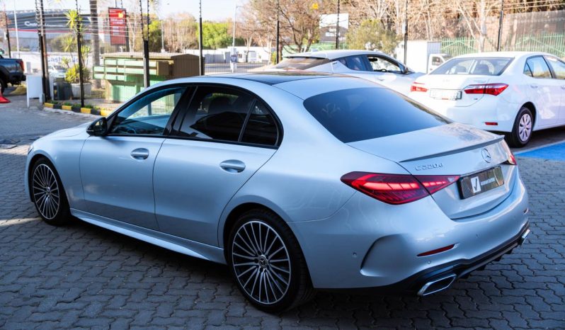 
								Mercedes-Benz C-Class C220d AMG Line full									