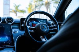 
										Mercedes-Benz C-Class C220d AMG Line full									
