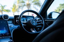 
										Mercedes-Benz C-Class C220d AMG Line full									