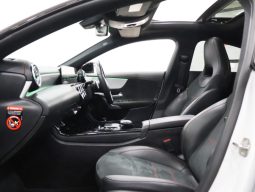 
										Mercedes Benz Cla 220d At full									