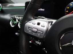 
										Mercedes Benz Cla 220d At full									