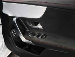 
										Mercedes Benz Cla 220d At full									