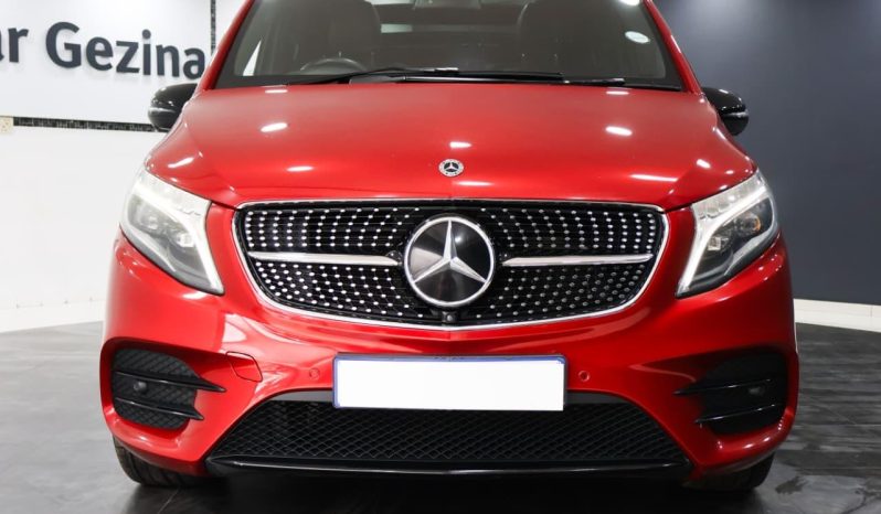 
								Mercedes Benz V-Class 300d Exclusive full									
