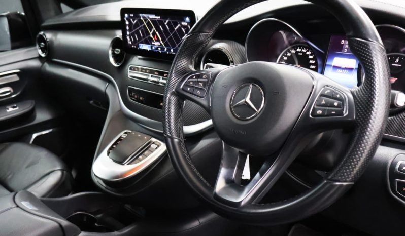 
								Mercedes Benz V-Class 300d Exclusive full									