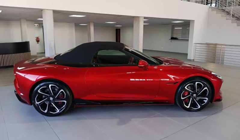 
								MG Cyberster Dual Motor Awd full									