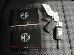
										MG Zs 1.5 Comfort At full									