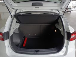 
										MG Zs 1.5 Luxury At full									