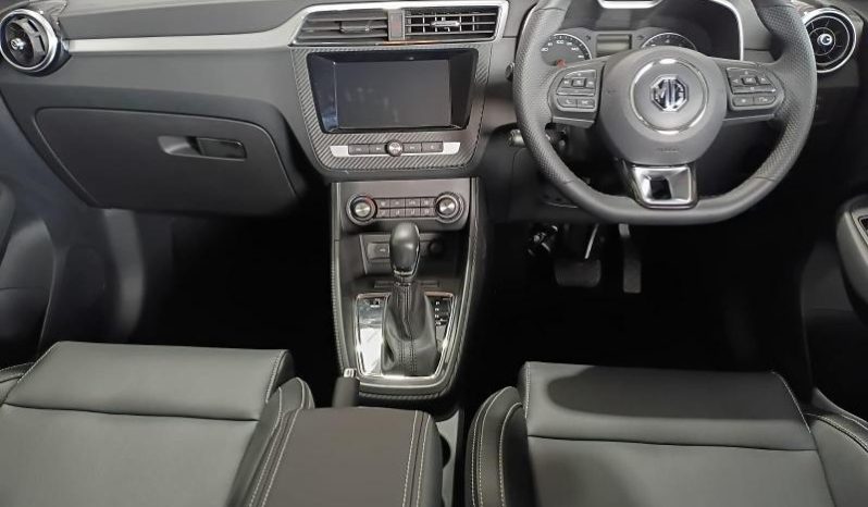 
								MG Zs 1.5 Luxury At full									