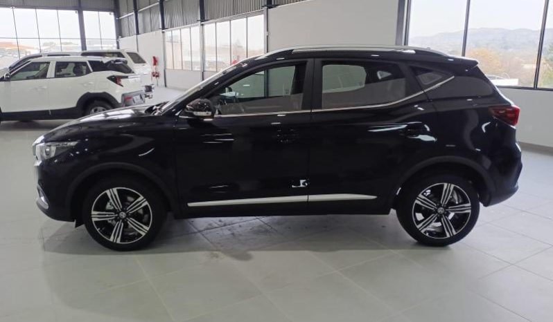 
								MG Zs 1.5 Luxury At full									