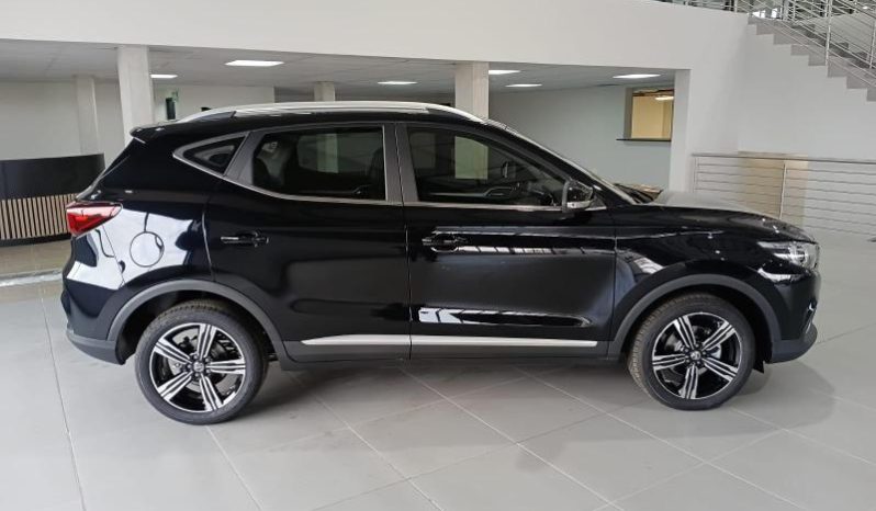 
								MG Zs 1.5 Luxury At full									
