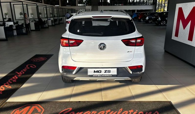 
								MG ZS ZS 1.5 LUXURY A/T full									