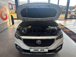 
										MG ZS ZS 1.5 LUXURY A/T full									