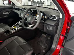 
										MG ZS ZSPRO 1.5T COM CVT full									