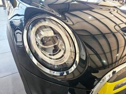
										MINI Cooper Se 3-Door Hatch full									