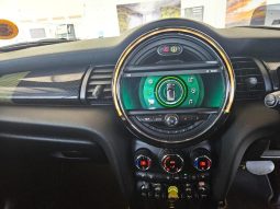 
										MINI Cooper Se 3-Door Hatch full									