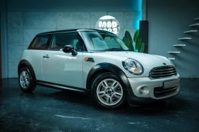 MINI Hatch Cooper