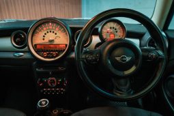 
										MINI Hatch Cooper full									