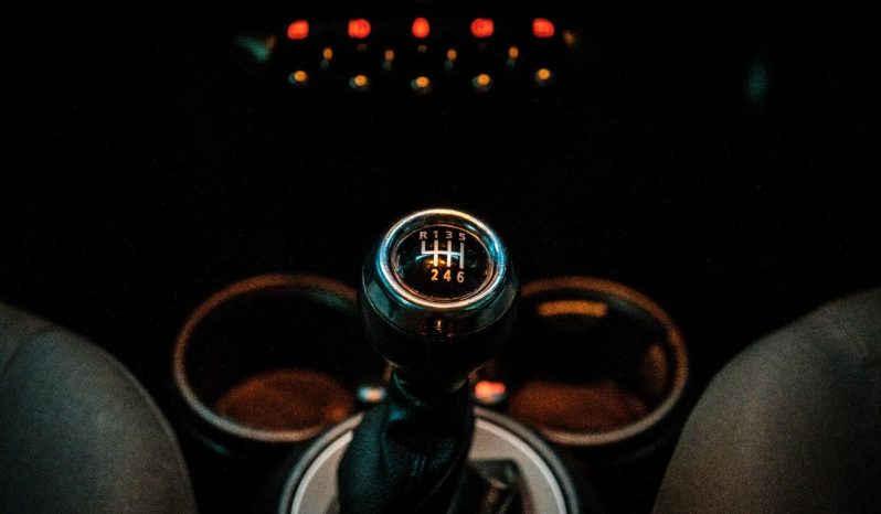 
								MINI Hatch Cooper full									