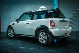 
										MINI Hatch Cooper full									
