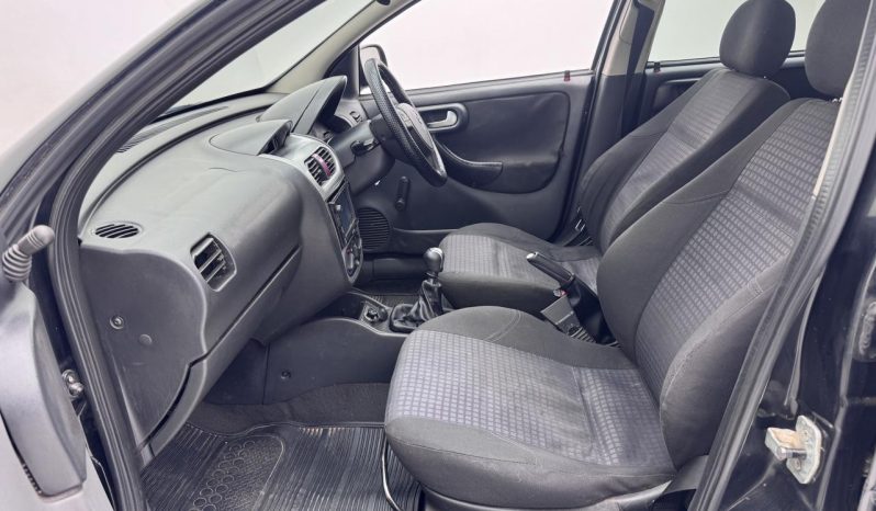 
								Opel Corsa 1.4 Sport full									