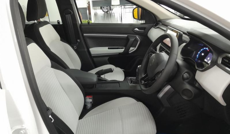 
								Renault Kiger 1.0 Techno full									