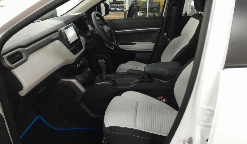 
								Renault Kiger 1.0 Techno full									