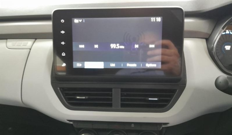 
								Renault Kiger 1.0 Techno full									