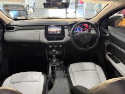 
										Renault Kiger 1.0 Turbo Iconic Cvt full									