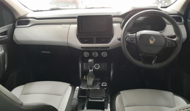 
								Renault Kiger 1.0 Turbo Iconic Cvt full									