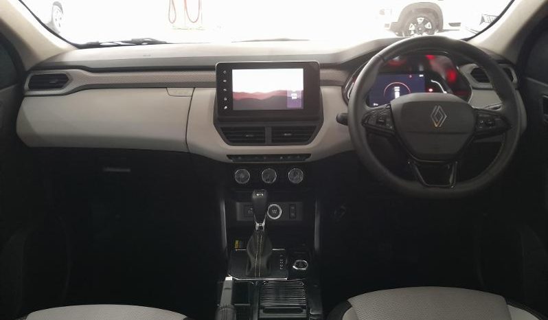 
								Renault Kiger 1.0 Turbo Iconic Cvt full									