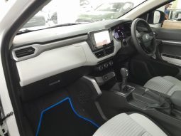 
										Renault Kiger 1.0 Techno full									