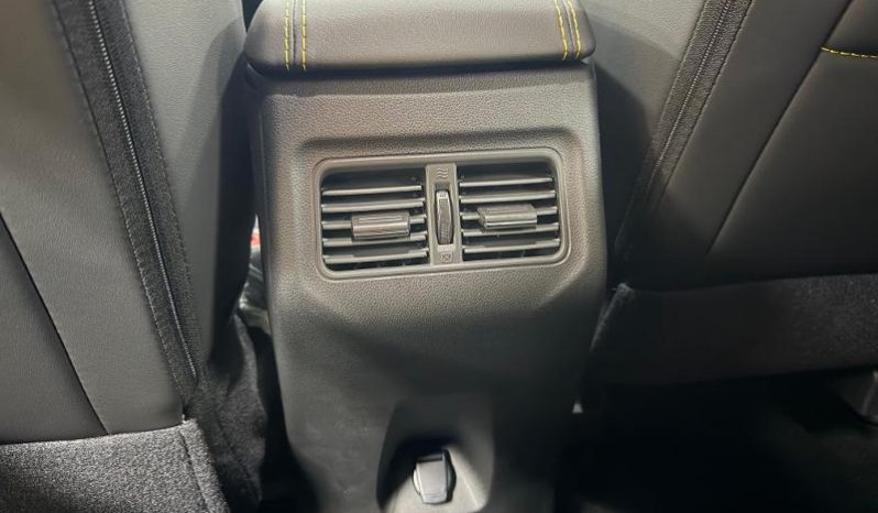 
								Renault Kiger 1.0 Turbo Iconic Cvt full									