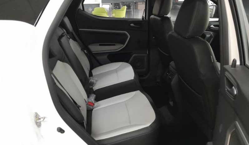 
								Renault Kiger 1.0 Turbo Iconic Cvt full									