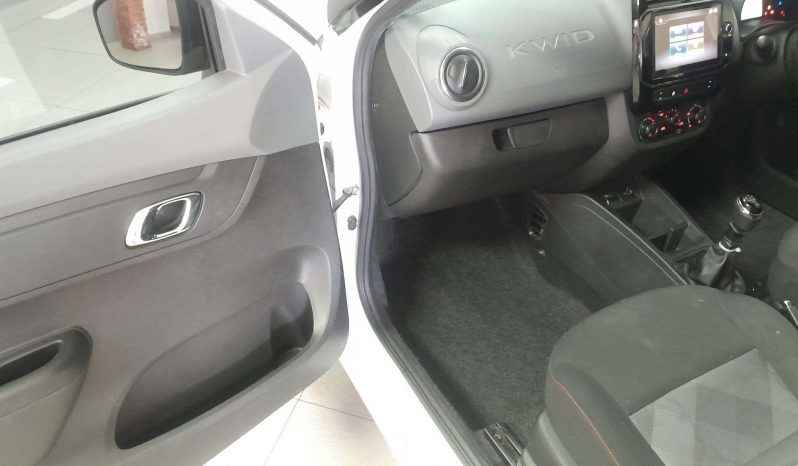 
								Renault KWID KWID 1.0 DYNAMIQUE / ZEN / TECHNO 5DR full									