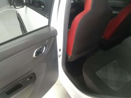 
										Renault KWID KWID 1.0 DYNAMIQUE / ZEN / TECHNO 5DR full									