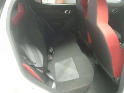
										Renault KWID KWID 1.0 DYNAMIQUE / ZEN / TECHNO 5DR full									