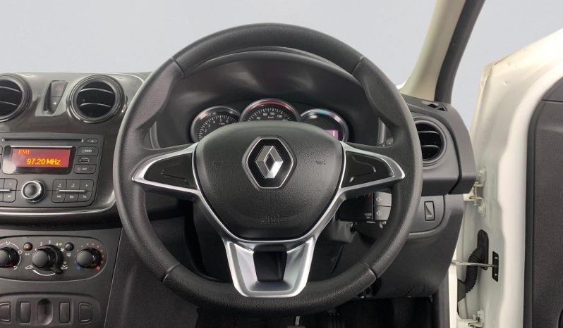 
								Renault Sandero 0.9 Turbo Expression A/C full									