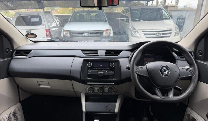 
								Renault Triber 1.0 Life full									