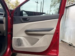 
										Renault Triber 1.0 Life full									