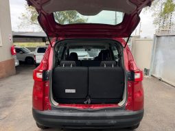 
										Renault Triber 1.0 Life full									