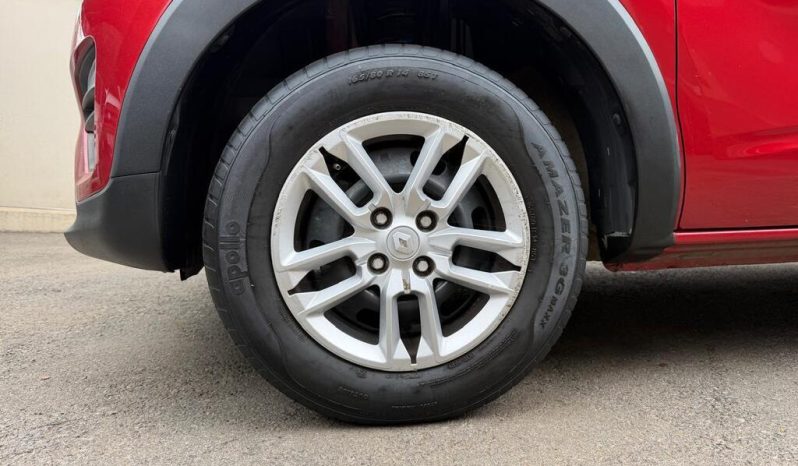 
								Renault Triber 1.0 Life full									