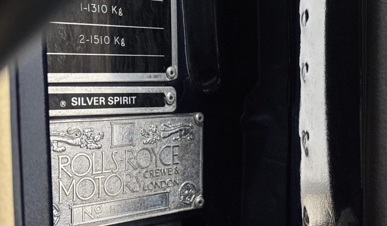 
								Rolls-Royce Silver Spirit full									