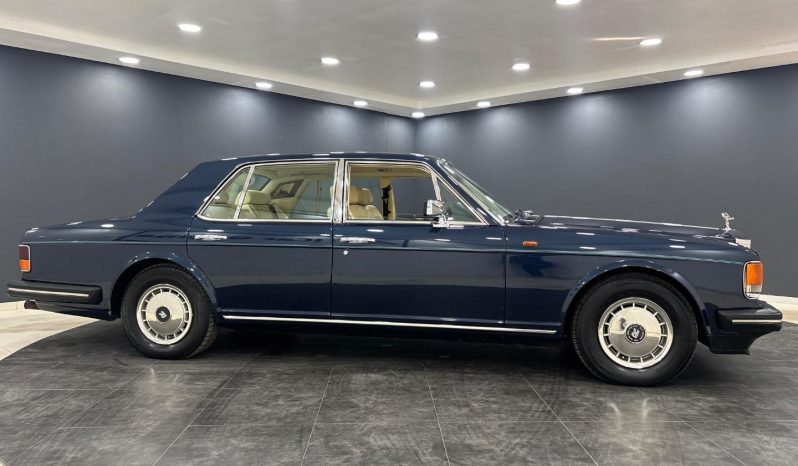 
								Rolls-Royce Silver Spirit full									