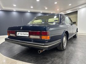 Rolls-Royce Silver Spirit