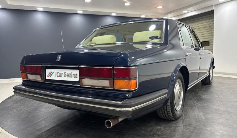 
								Rolls-Royce Silver Spirit full									